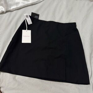 ARITZIA - Sunday Best - Tatiana Skirt